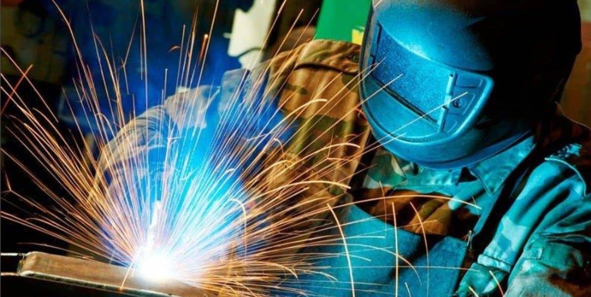 Nossos serviços - Serviço de Solda e Montagens - M - Metal Laser VM